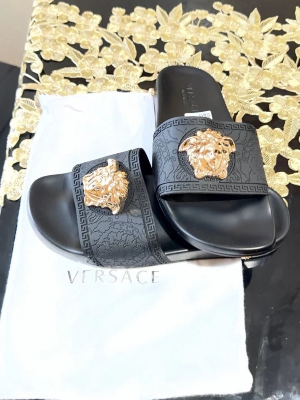 Brand new Versace Slides size 40 (9)